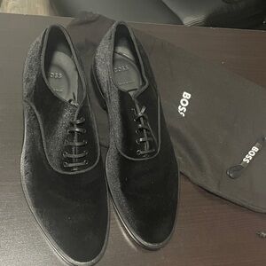 Boss Men's Elegant Black Velvet Oxfords